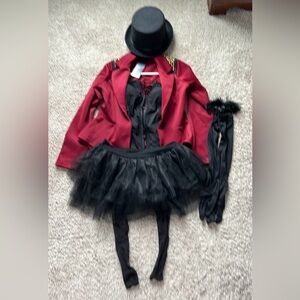 Halloween costume NWT complete 7 piece Ringmaster costume Size M
